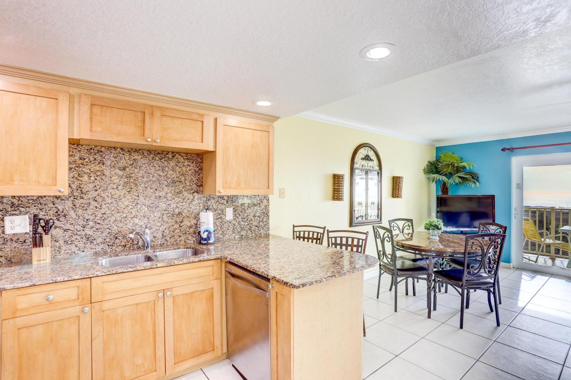 South Beach Condo Hotel By Travel Resort Services, Inc. セント・ピート・ビーチ エクステリア 写真