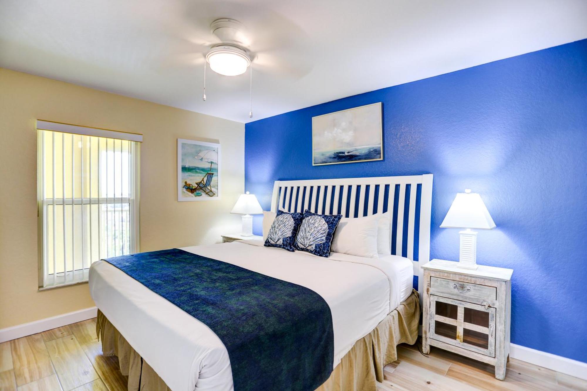 South Beach Condo Hotel By Travel Resort Services, Inc. セント・ピート・ビーチ エクステリア 写真