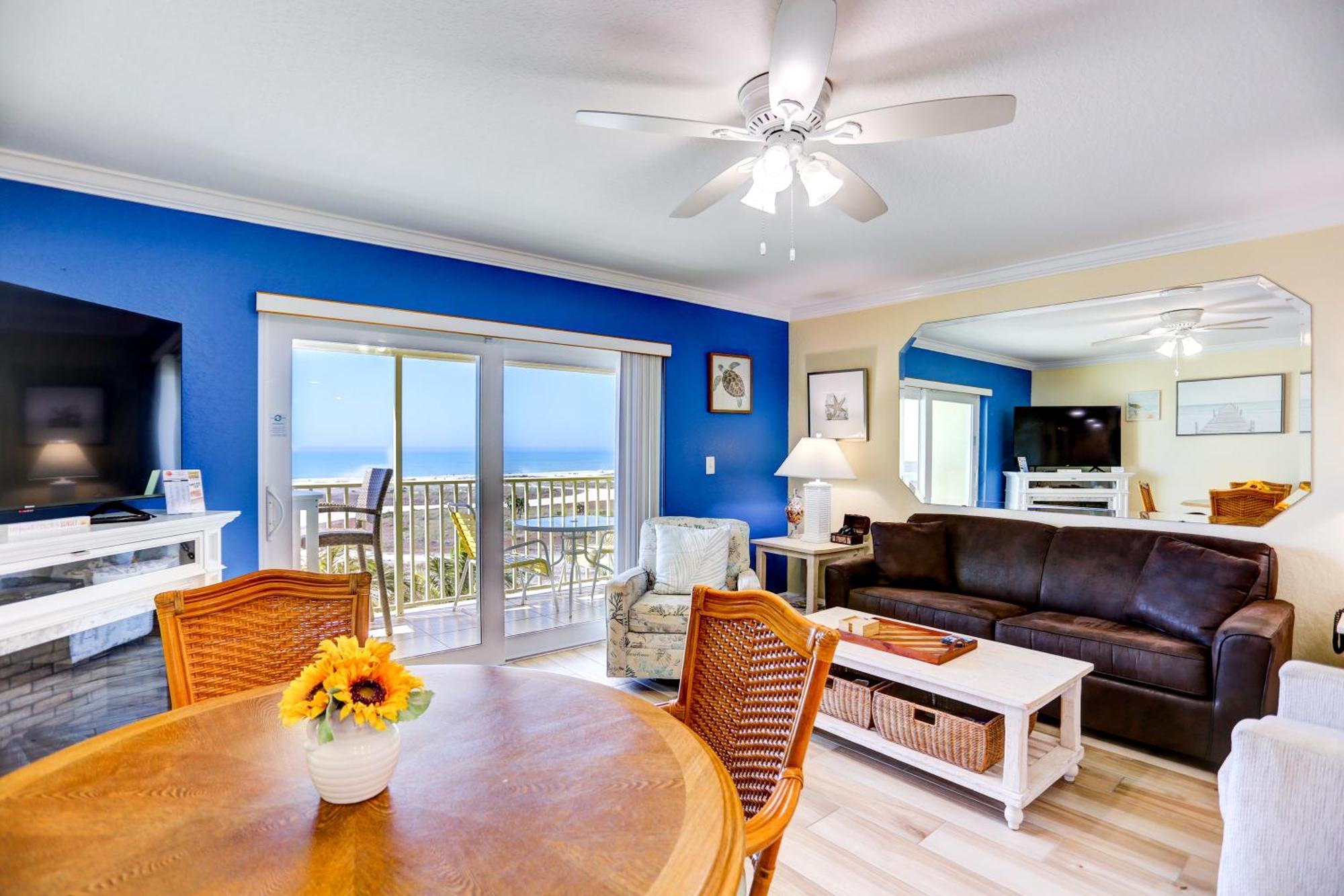 South Beach Condo Hotel By Travel Resort Services, Inc. セント・ピート・ビーチ エクステリア 写真