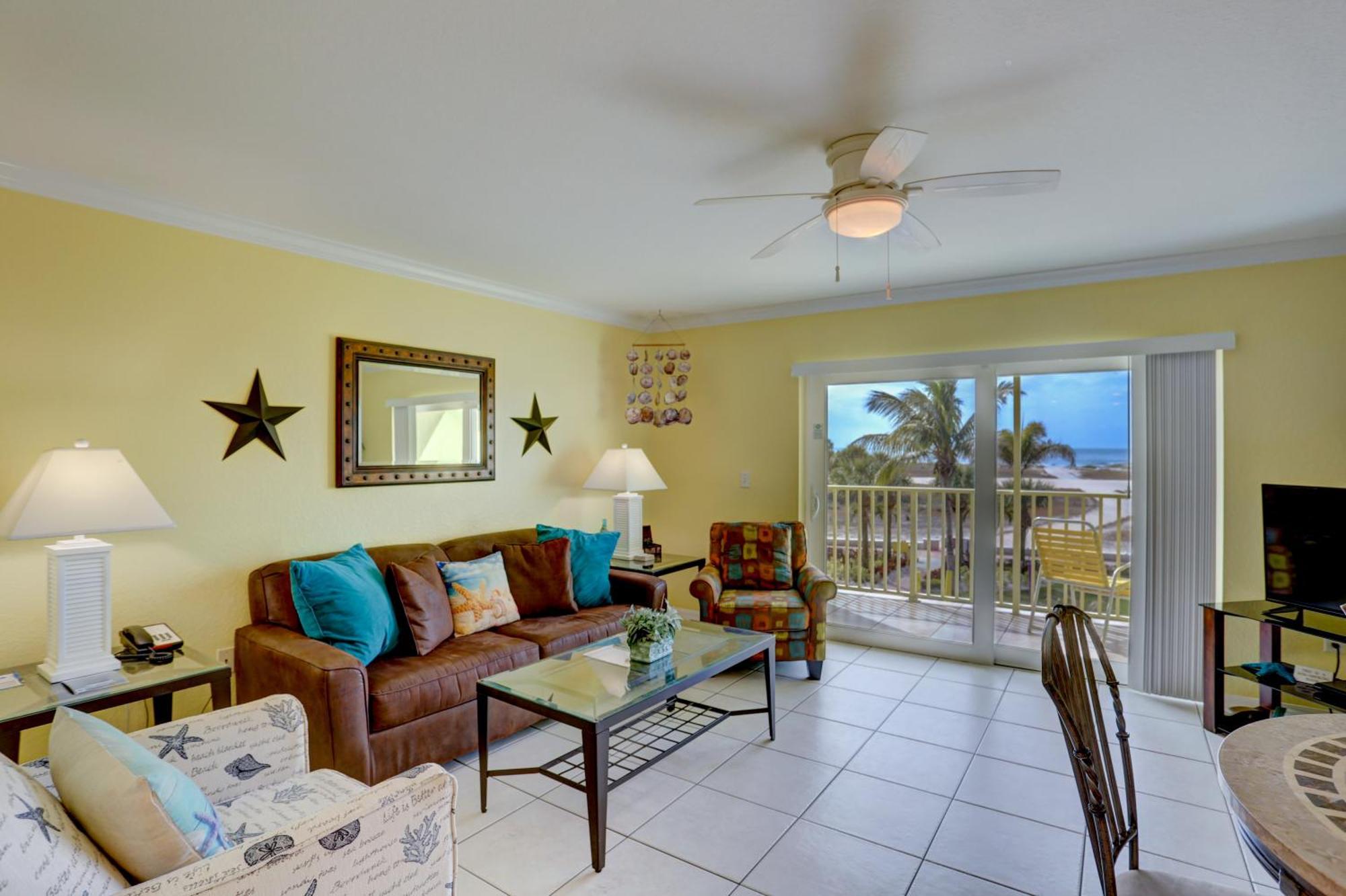 South Beach Condo Hotel By Travel Resort Services, Inc. セント・ピート・ビーチ エクステリア 写真