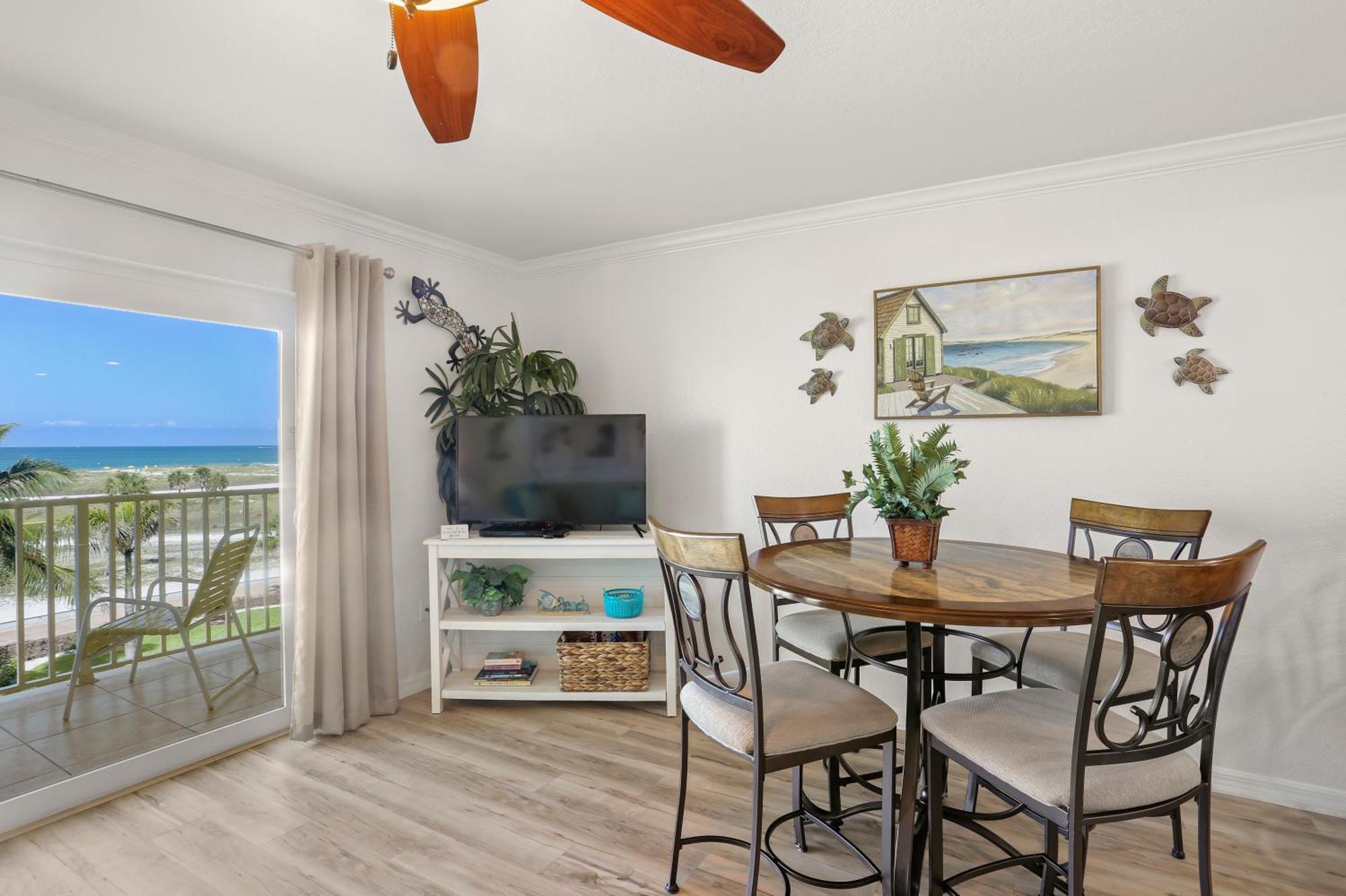 South Beach Condo Hotel By Travel Resort Services, Inc. セント・ピート・ビーチ エクステリア 写真