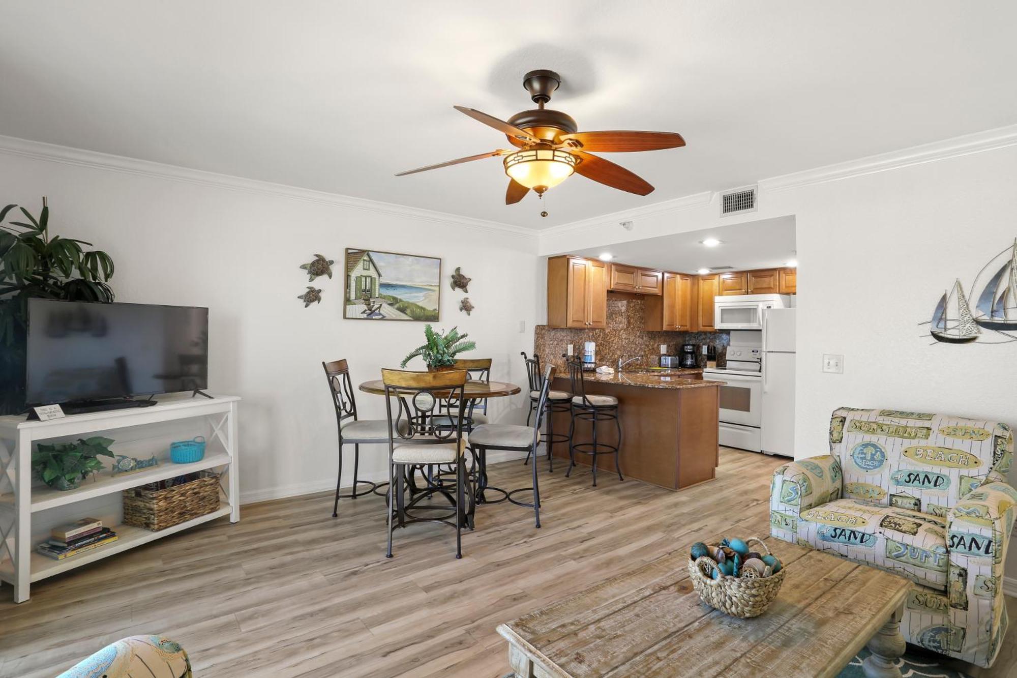 South Beach Condo Hotel By Travel Resort Services, Inc. セント・ピート・ビーチ エクステリア 写真