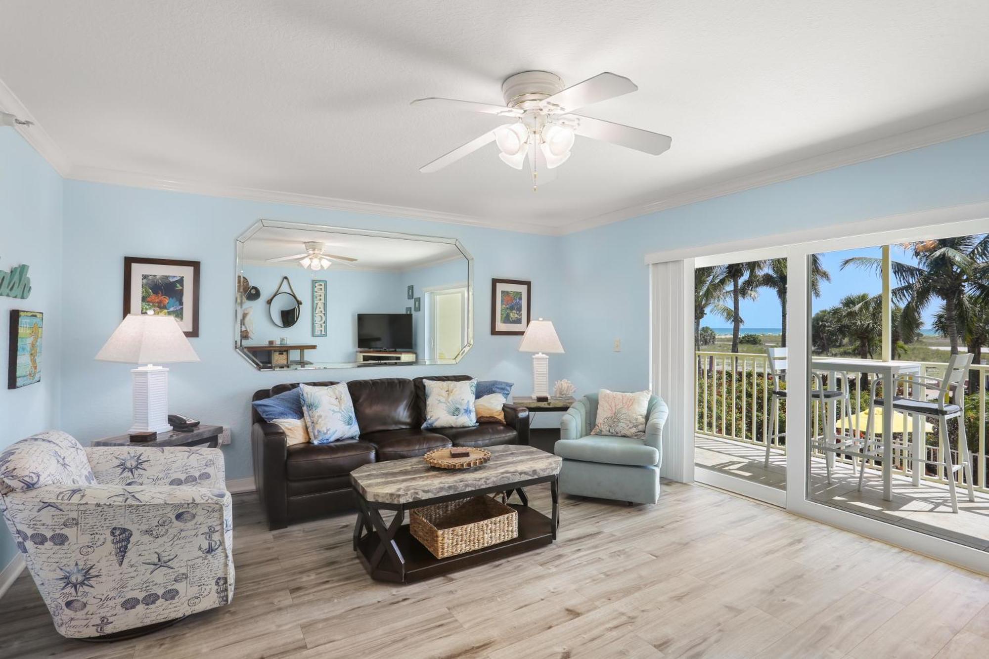 South Beach Condo Hotel By Travel Resort Services, Inc. セント・ピート・ビーチ エクステリア 写真